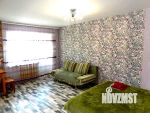 Студия квартира, посуточно, 33м2, 3/5 этаж