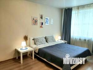 1-к квартира, посуточно, 47м2, 2/10 этаж