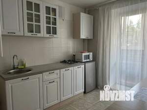 1-к квартира, посуточно, 38м2, 4/10 этаж