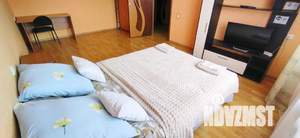 1-к квартира, посуточно, 36м2, 4/10 этаж