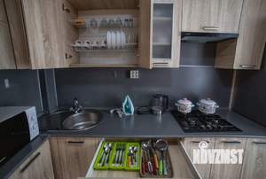 1-к квартира, посуточно, 42м2, 3/10 этаж