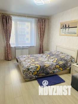 1-к квартира, посуточно, 33м2, 6/10 этаж