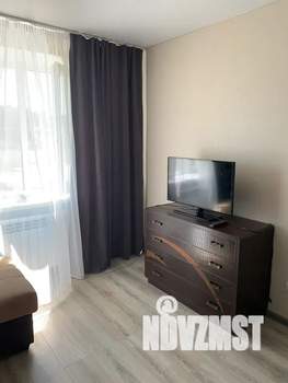 1-к квартира, посуточно, 42м2, 2/10 этаж