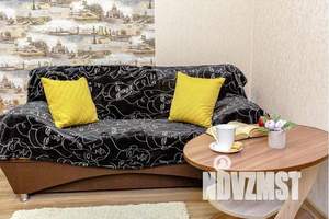 1-к квартира, посуточно, 42м2, 1/10 этаж