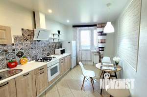 1-к квартира, посуточно, 43м2, 1/1 этаж