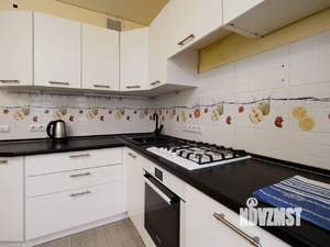 3-к квартира, посуточно, 65м2, 1/1 этаж