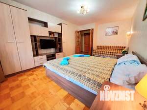 1-к квартира, посуточно, 43м2, 1/1 этаж