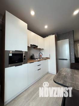 1-к квартира, посуточно, 39м2, 4/5 этаж