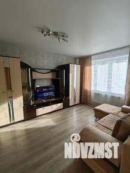 1-к квартира, посуточно, 42м2, 3/10 этаж