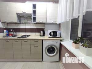 1-к квартира, посуточно, 35м2, 3/9 этаж