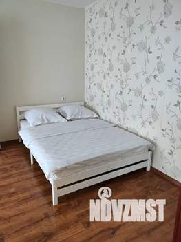 1-к квартира, посуточно, 40м2, 4/10 этаж