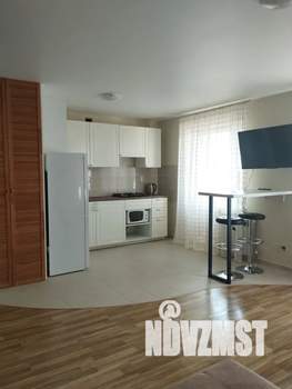 1-к квартира, посуточно, 38м2, 7/10 этаж