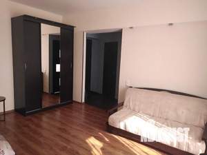 1-к квартира, посуточно, 38м2, 4/5 этаж