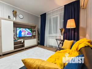 1-к квартира, посуточно, 35м2, 2/10 этаж