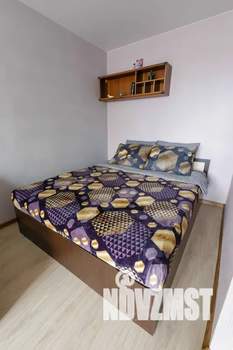 1-к квартира, посуточно, 42м2, 3/10 этаж