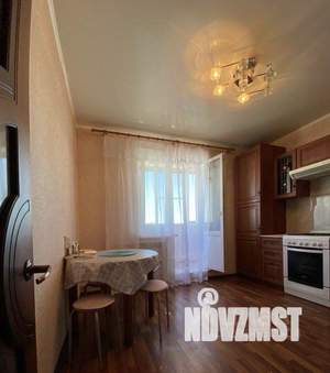 1-к квартира, посуточно, 39м2, 1/1 этаж
