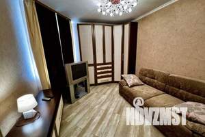 2-к квартира, посуточно, 60м2, 1/10 этаж