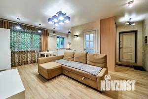 Студия квартира, посуточно, 30м2, 1/4 этаж