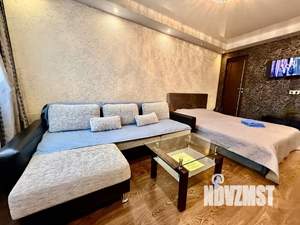 1-к квартира, посуточно, 32м2, 1/1 этаж