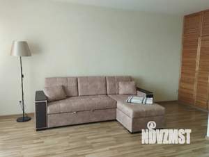 1-к квартира, посуточно, 38м2, 7/10 этаж