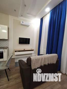 Студия квартира, посуточно, 44м2, 2/3 этаж