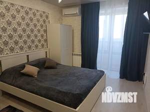 1-к квартира, посуточно, 42м2, 3/10 этаж