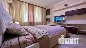 2-к квартира, посуточно, 65м2, 1/10 этаж