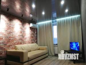 1-к квартира, посуточно, 42м2, 5/10 этаж