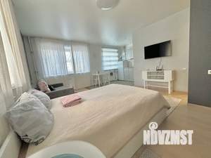 Студия квартира, посуточно, 30м2, 1/4 этаж