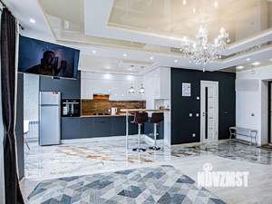 Студия квартира, посуточно, 41м2, 7/10 этаж