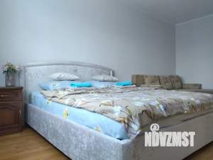 1-к квартира, посуточно, 36м2, 4/10 этаж