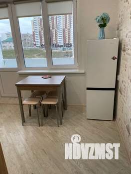 1-к квартира, посуточно, 40м2, 8/10 этаж