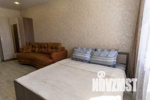 1-к квартира, посуточно, 42м2, 4/8 этаж