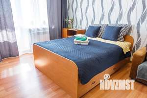 1-к квартира, посуточно, 42м2, 10/10 этаж