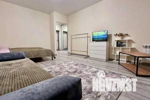 1-к квартира, посуточно, 42м2, 1/10 этаж