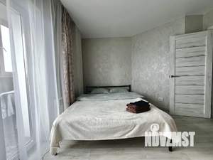 1-к квартира, посуточно, 37м2, 8/10 этаж