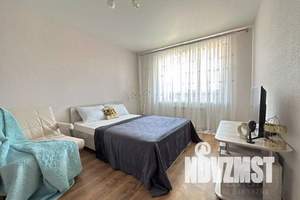 1-к квартира, посуточно, 39м2, 3/10 этаж