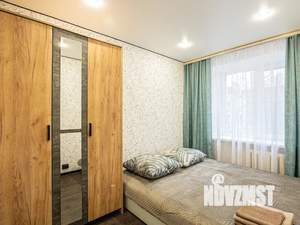 4-к квартира, посуточно, 64м2, 4/5 этаж