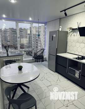 1-к квартира, посуточно, 42м2, 9/10 этаж