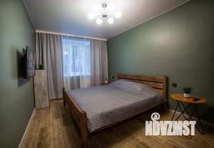 1-к квартира, посуточно, 32м2, 1/1 этаж