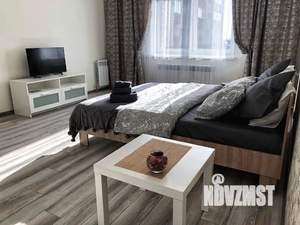 1-к квартира, посуточно, 44м2, 1/9 этаж