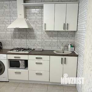 1-к квартира, посуточно, 44м2, 6/10 этаж