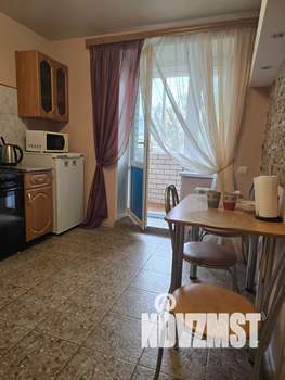 1-к квартира, посуточно, 36м2, 6/10 этаж