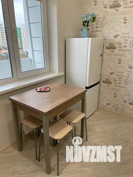 1-к квартира, посуточно, 40м2, 8/10 этаж