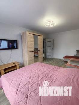 1-к квартира, посуточно, 38м2, 5/9 этаж