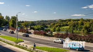 3-к квартира, посуточно, 80м2, 1/3 этаж