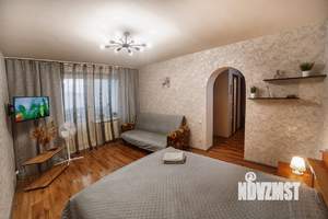 1-к квартира, посуточно, 45м2, 8/10 этаж