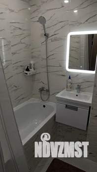 1-к квартира, посуточно, 33м2, 4/10 этаж