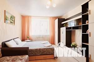 1-к квартира, посуточно, 42м2, 2/10 этаж