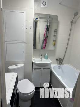 Студия квартира, посуточно, 30м2, 6/9 этаж